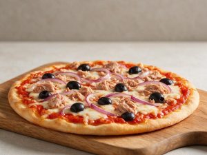 2. Pizza Tonno